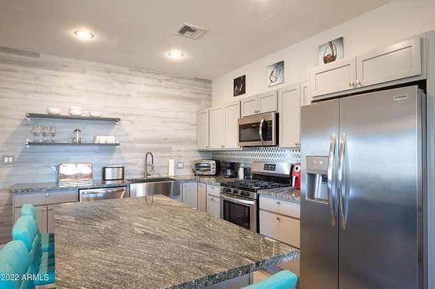 Furnished Finder property 380082_1 photo 10
