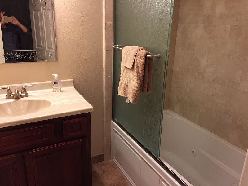 Furnished Finder property 380145_1 photo 14
