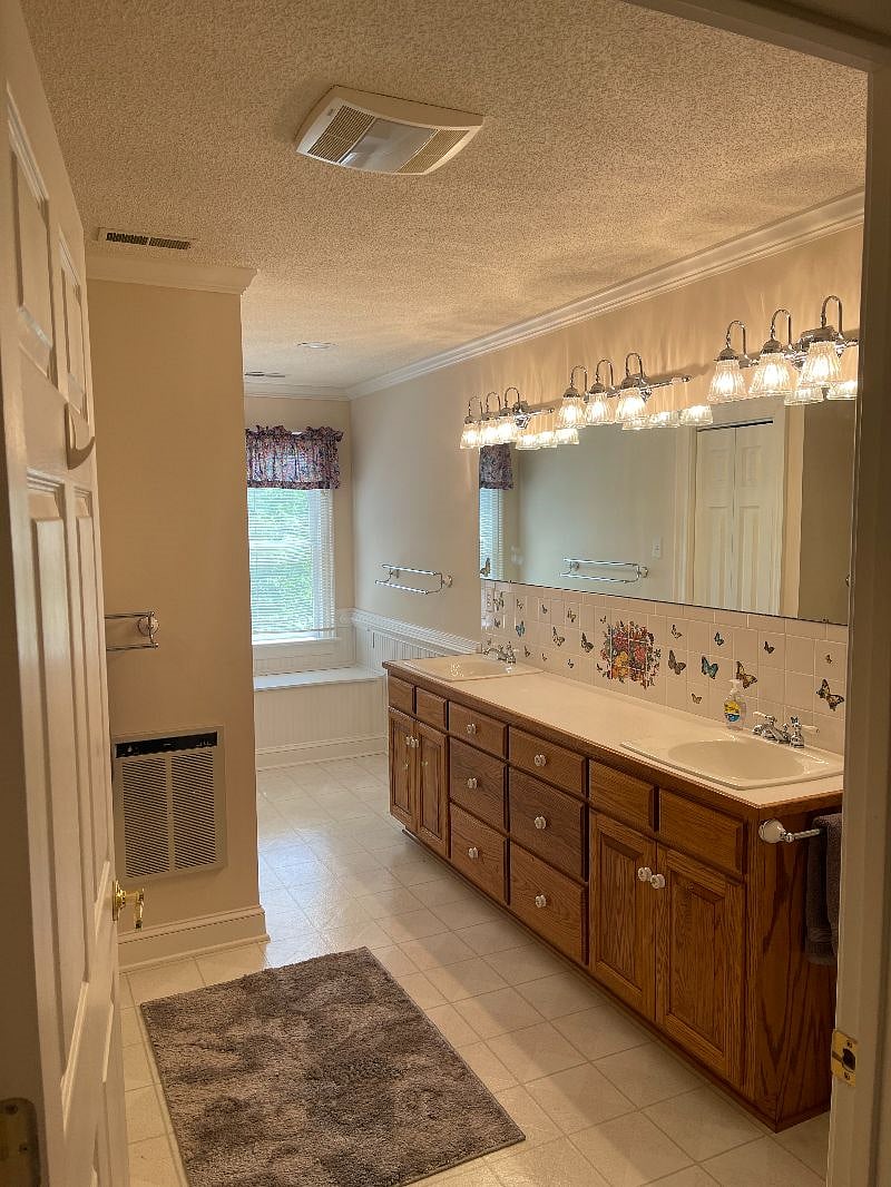 Furnished Finder property 380166_1 photo 24