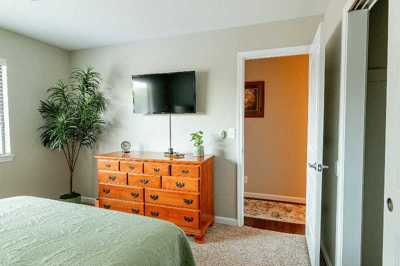Furnished Finder property 380252_2 photo 24