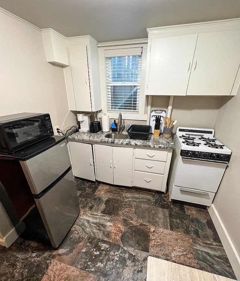 Furnished Finder property 380332_2 photo 7