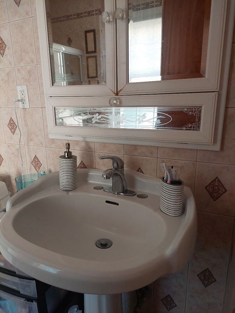 Furnished Finder property 380344_1 photo 9