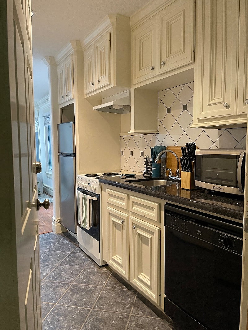 Furnished Finder property 380360_1 photo 21
