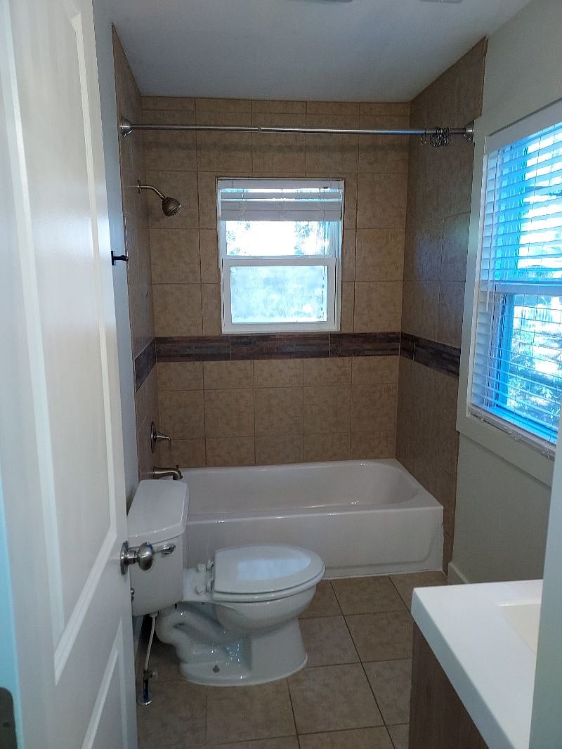 Furnished Finder property 380368_1 photo 14