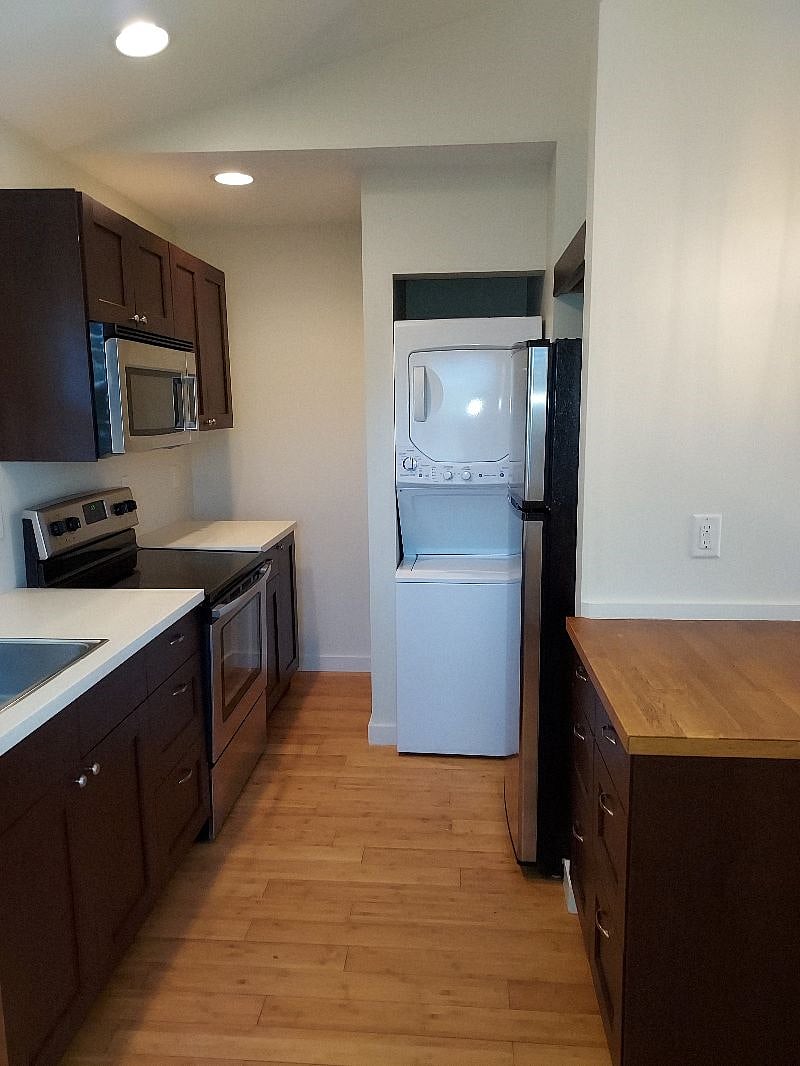 Furnished Finder property 380368_1 photo 7