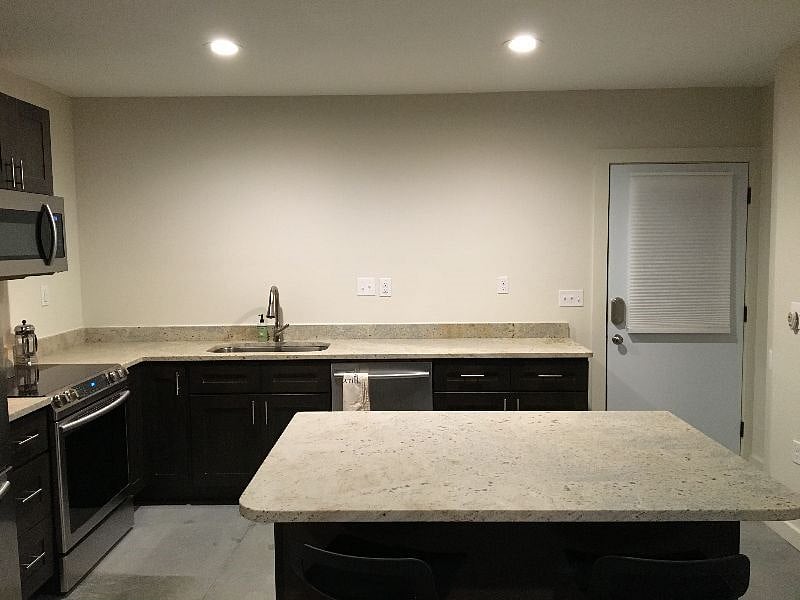 Furnished Finder property 380368_2 photo 4
