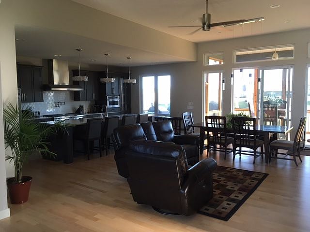 Furnished Finder property 380375_1 photo 4
