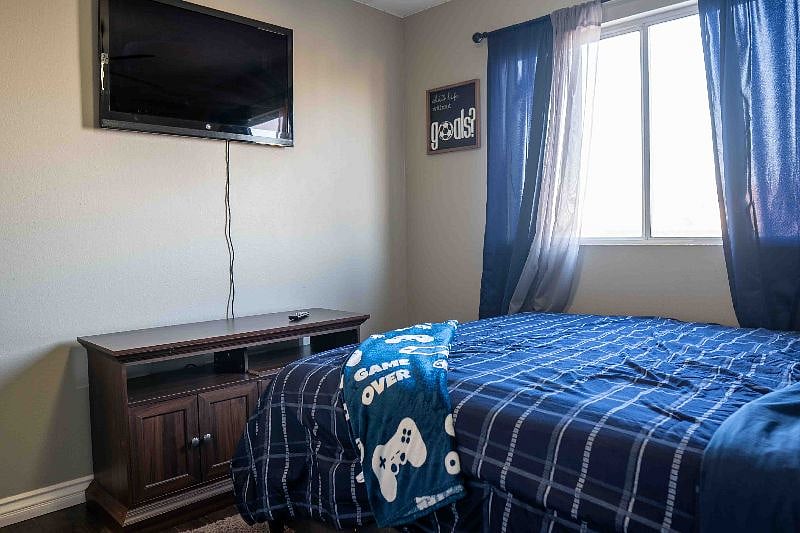 Furnished Finder property 380427_1 photo 8