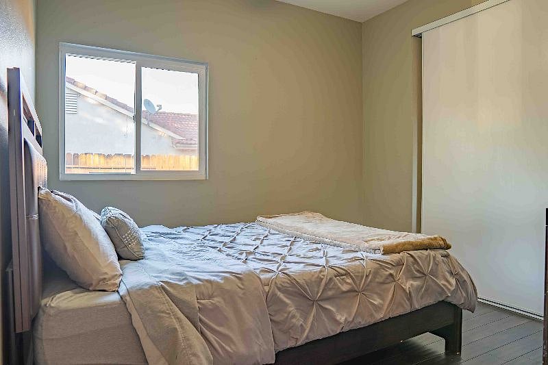 Furnished Finder property 380427_1 photo 10