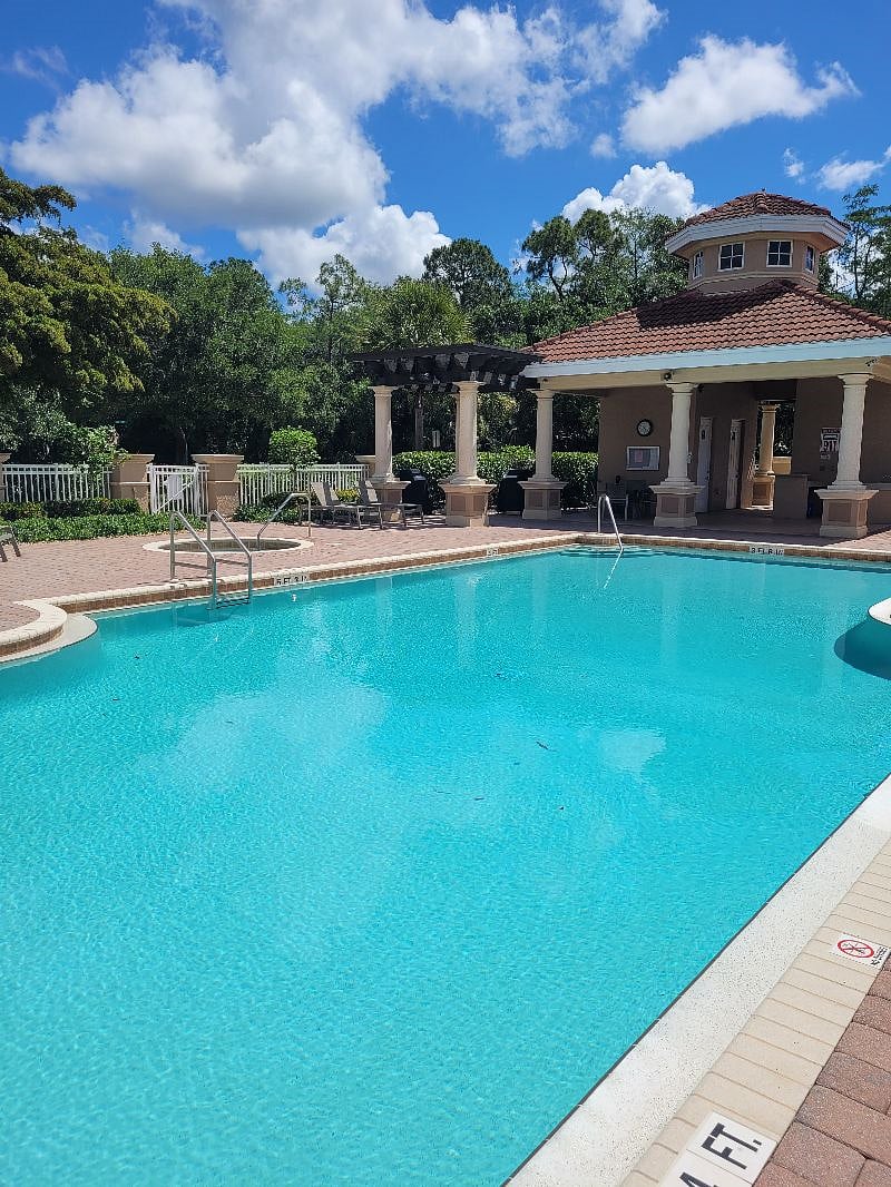Second pool in community with hot tub
