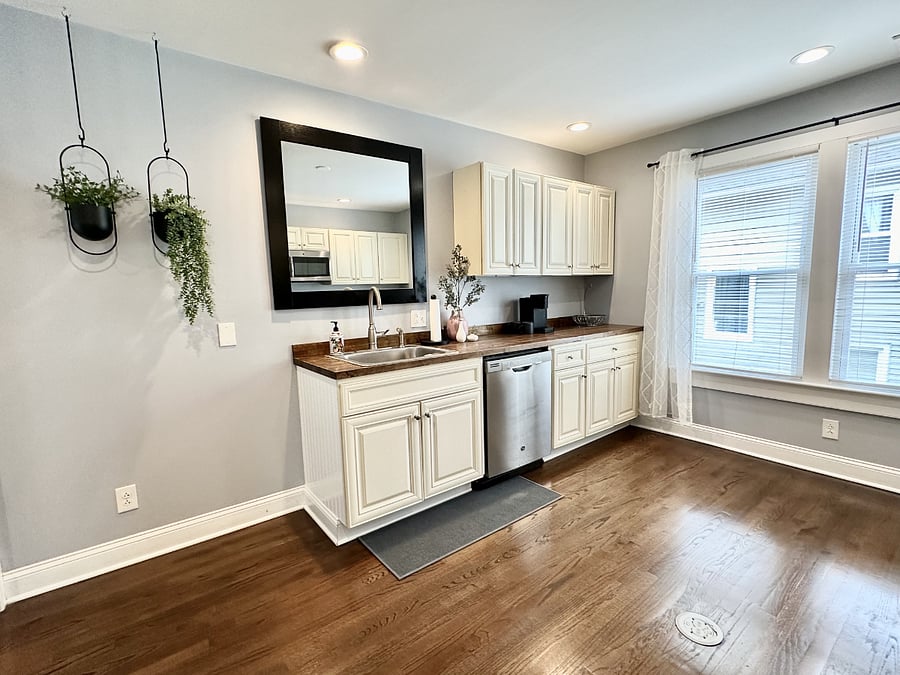 Furnished Finder property 380535_2 photo 4