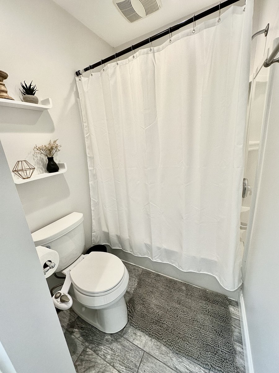 Ensuite bathroom