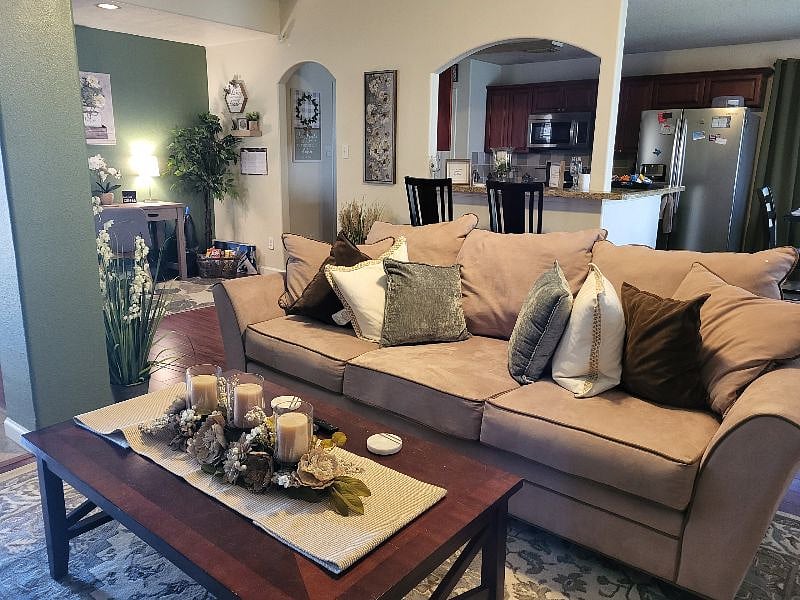 Furnished Finder property 380539_1 photo 3