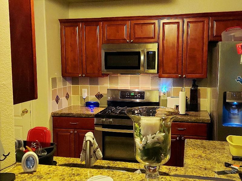 Furnished Finder property 380539_1 photo 8