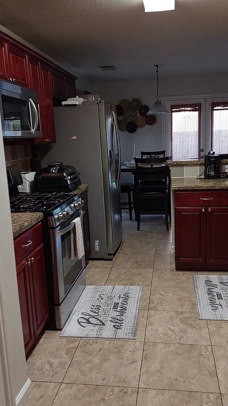 Furnished Finder property 380539_1 photo 9