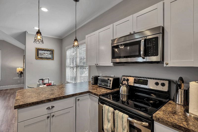Furnished Finder property 380548_1 photo 4