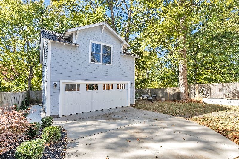 Furnished Finder property 380548_1 photo 12