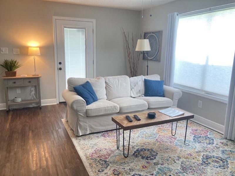 Furnished Finder property 380558_1 photo 3