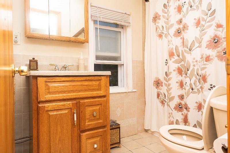 Furnished Finder property 380561_1 photo 9