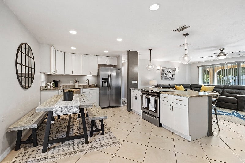 Furnished Finder property 380597_1 photo 9
