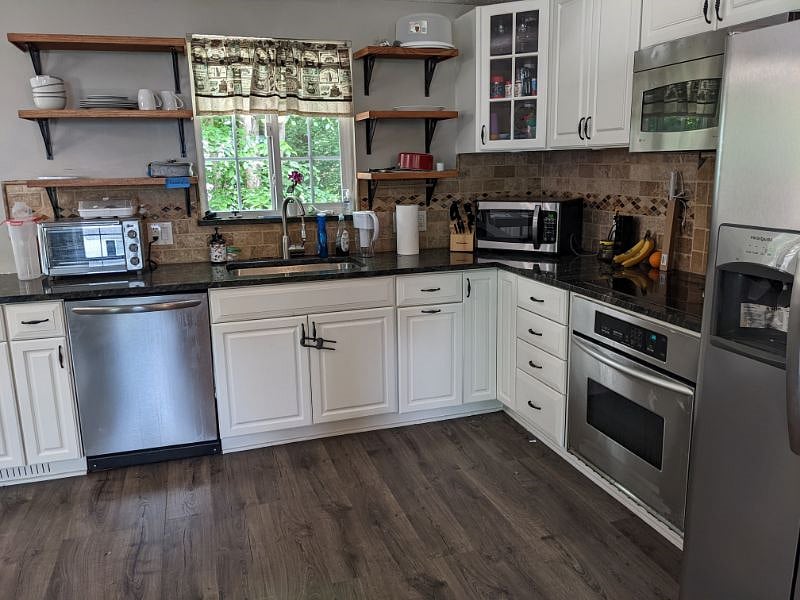 Furnished Finder property 380606_1 photo 6
