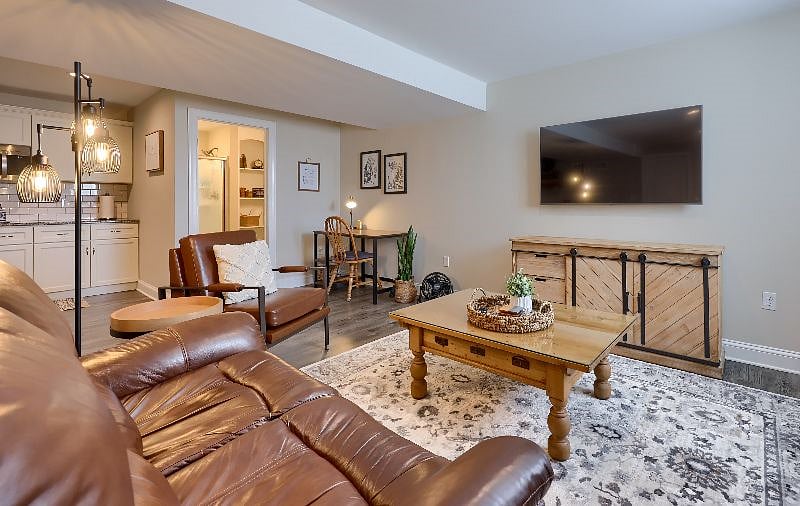 Furnished Finder property 380611_1 photo 2