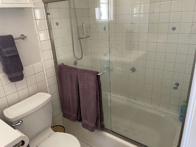 Furnished Finder property 380650_1 photo 11