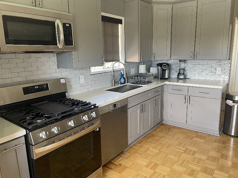 Furnished Finder property 380650_1 photo 5