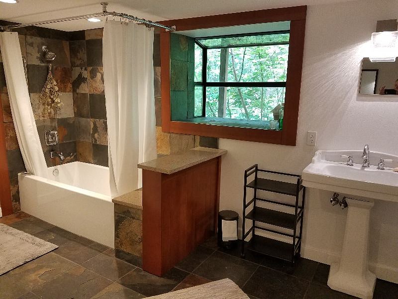 Furnished Finder property 380671_1 photo 4