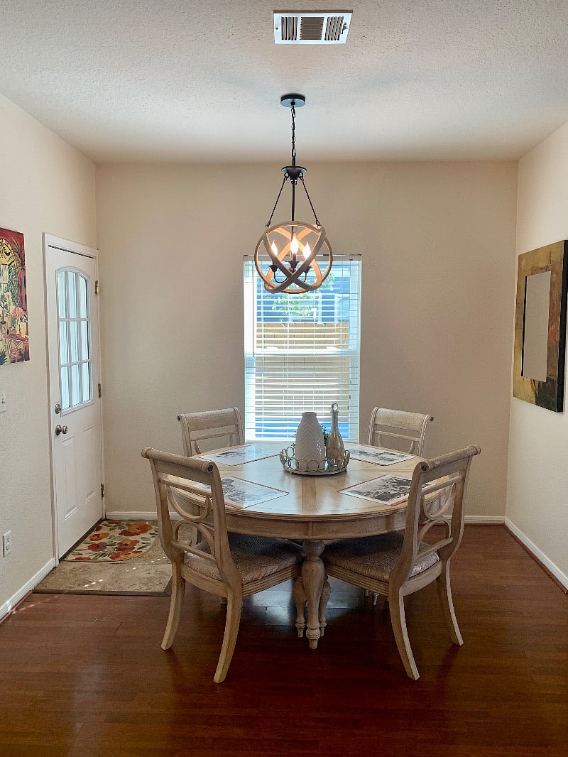 Dining for 8 with up to 6 around the table and 2 barstool spots