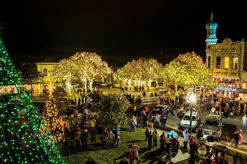 Downtown Georgetown Dining, Live Music, Open Container Policy & Dog Friendly Dining Options