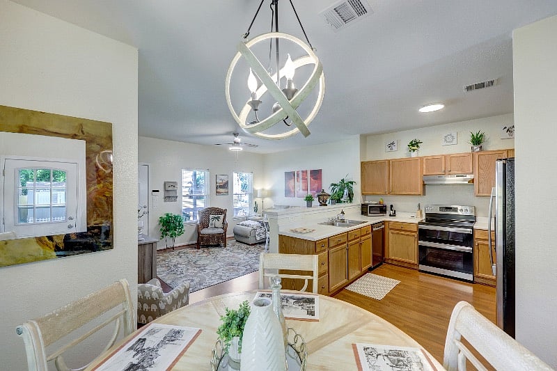 Furnished Finder property 380754_1 photo 25