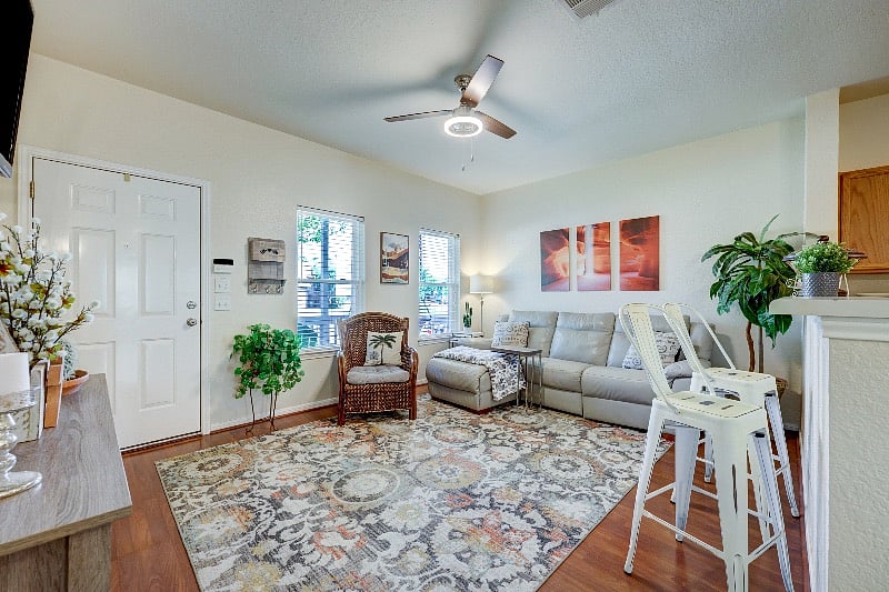Furnished Finder property 380754_1 photo 18