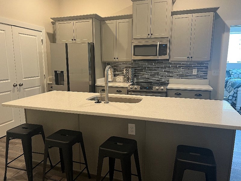 Furnished Finder property 380774_1 photo 5