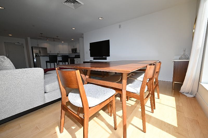 Furnished Finder property 380784_1 photo 18