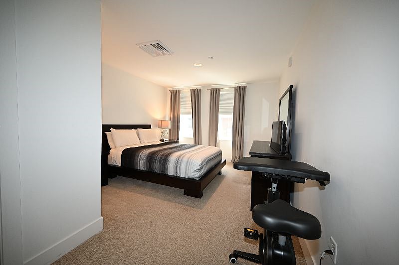 Furnished Finder property 380784_1 photo 32