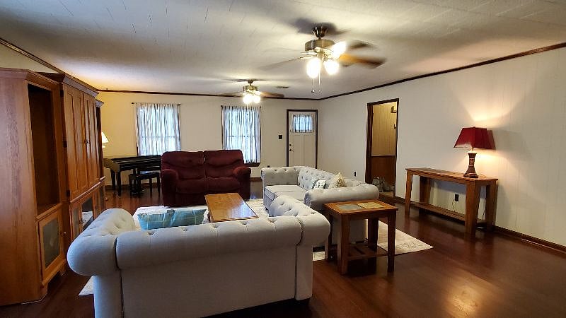 Furnished Finder property 380791_1 photo 4
