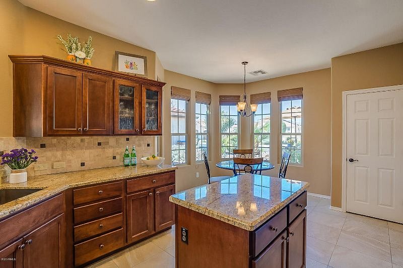 Furnished Finder property 380792_1 photo 10