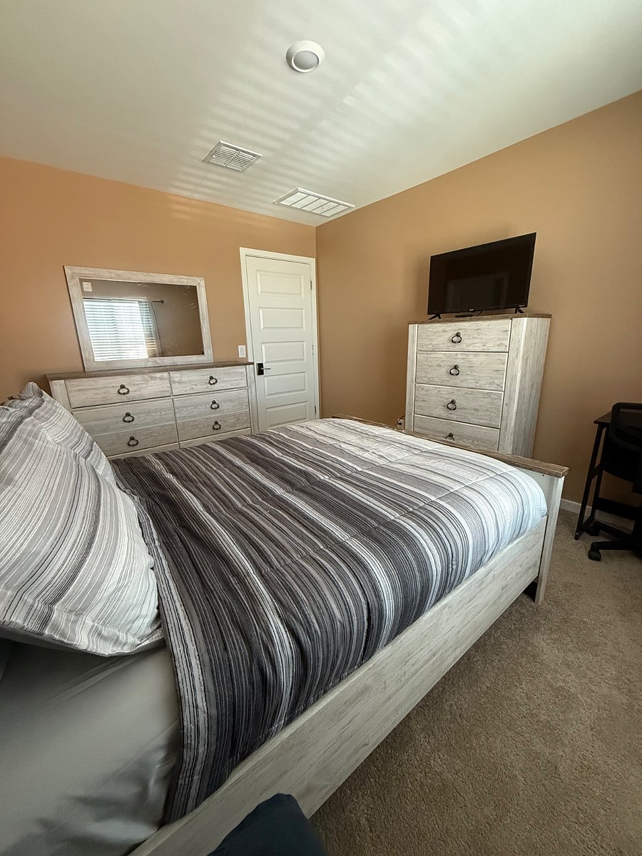 Furnished Finder property 380816_1 photo 3