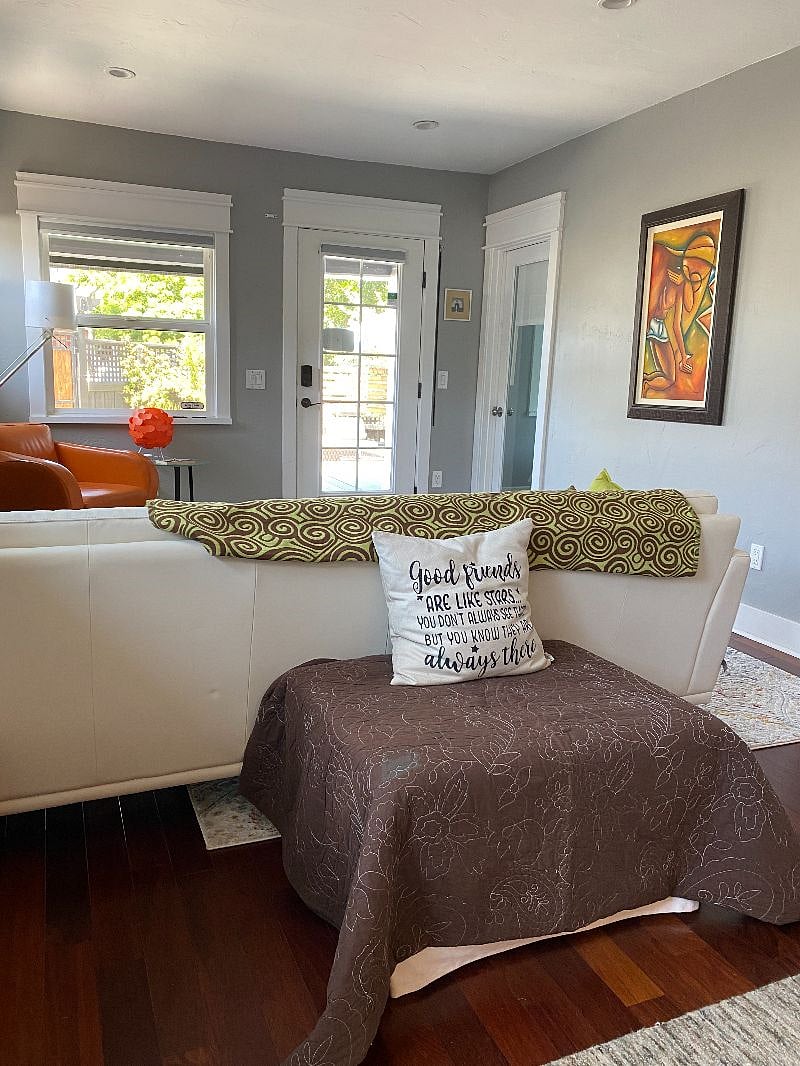 Furnished Finder property 380854_1 photo 4