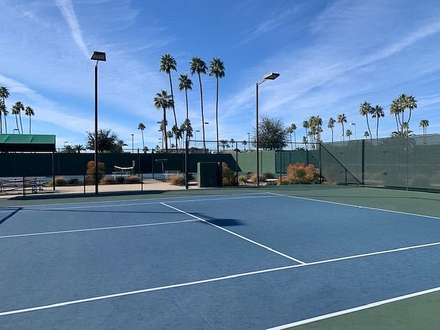 Tennis court complex
Numerous amnetites are available at SCW. including: 7 golf courses, numerous indoor and outdoor swimming pools and jacuzzi's, tennis, pickleball, numerous clubs and club rooms, minature golf, bocci ball, billiards, outdoor and indoor walking tracks, ping pong, and racquet ball.