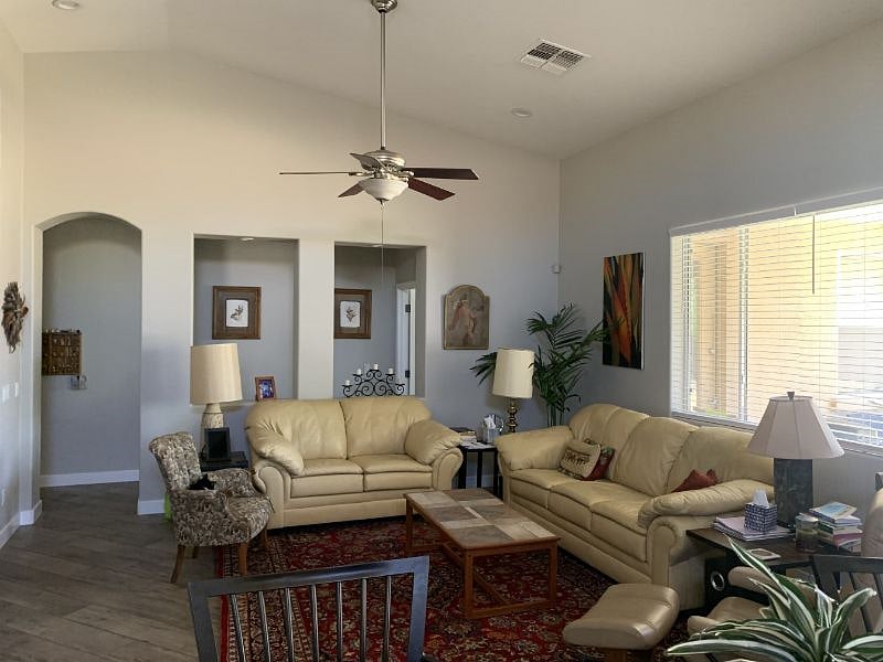 Furnished Finder property 380903_1 photo 4