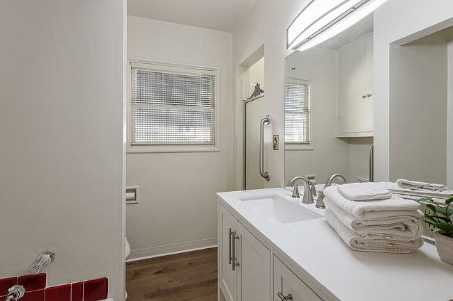 Furnished Finder property 380913_1 photo 9