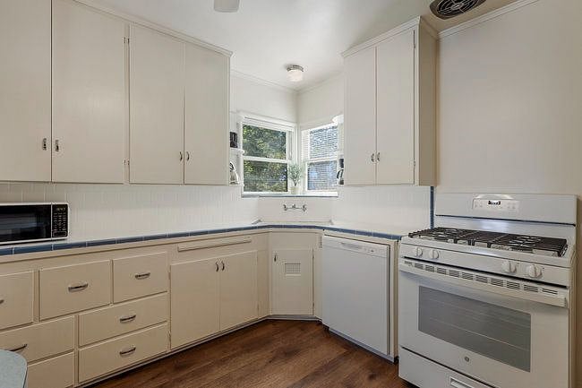 Furnished Finder property 380913_1 photo 18