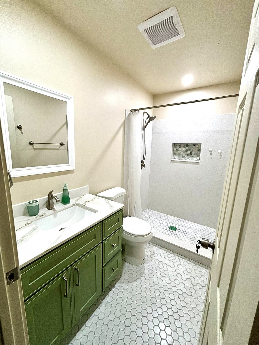 Furnished Finder property 380913_1 photo 25