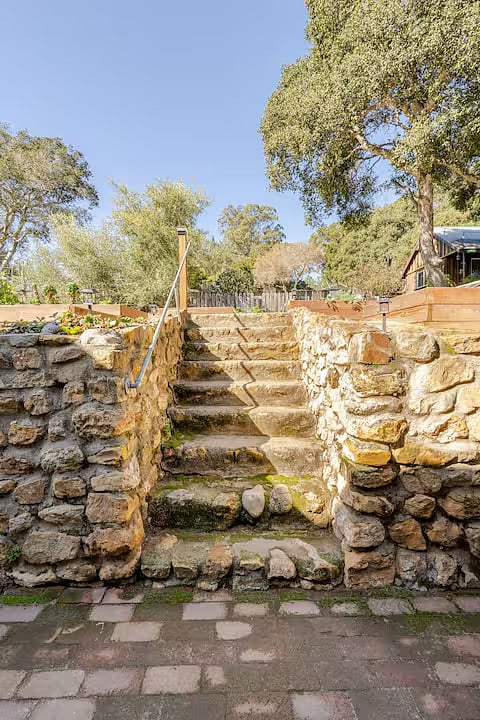 Always use the hand rail on the stairs up to the cottage.