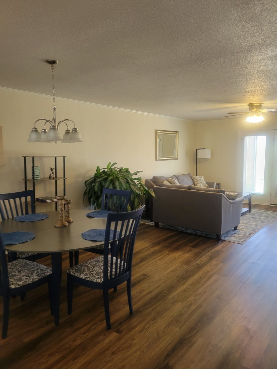 Furnished Finder property 380979_1 photo 8