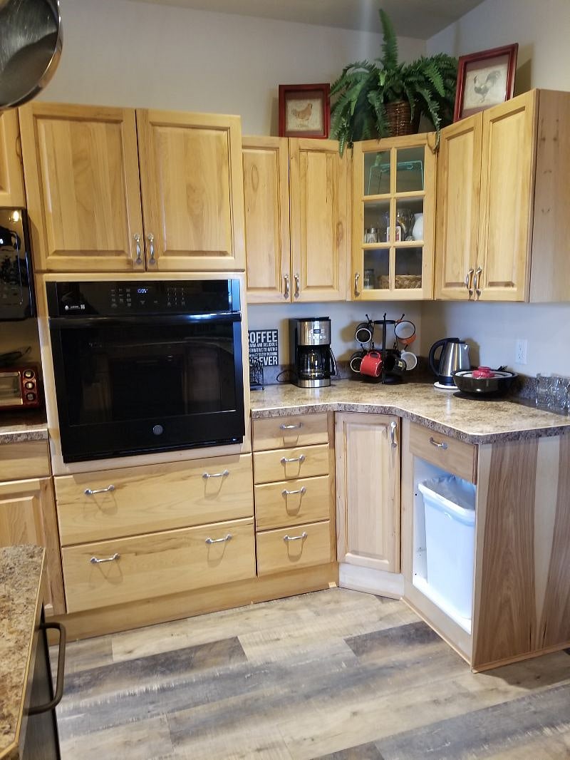 Furnished Finder property 381005_1 photo 6