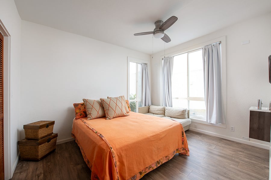 Furnished and Remodeled Waimea Town Center Apartment