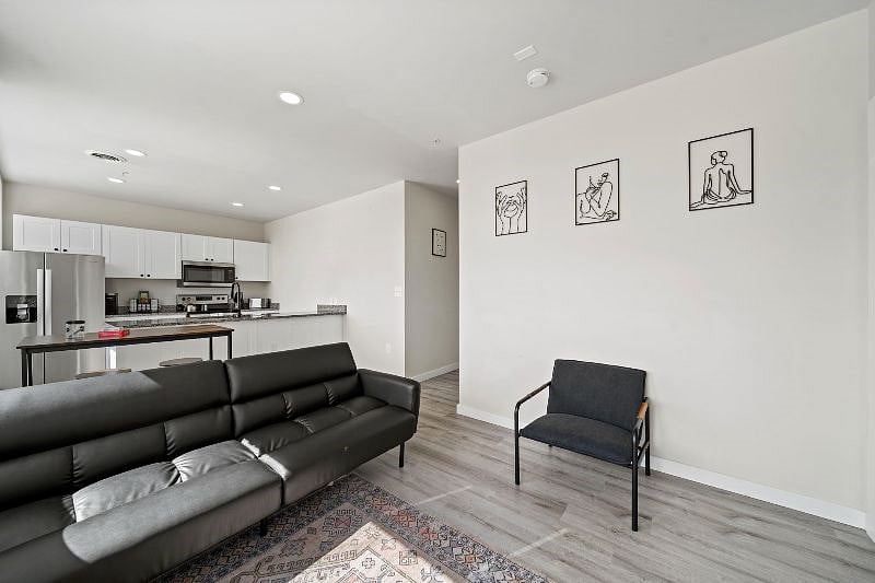 Furnished Finder property 381062_1 photo 5